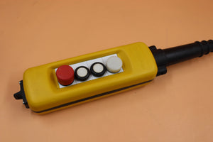 NEW | TELEMECANIQUE | XAC-A04 |