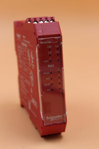 New No Box | Schneider Electric | XPSMCMRO0004 |